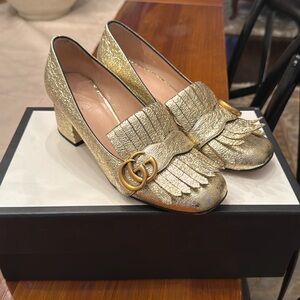 Gucci fringe loafer 37